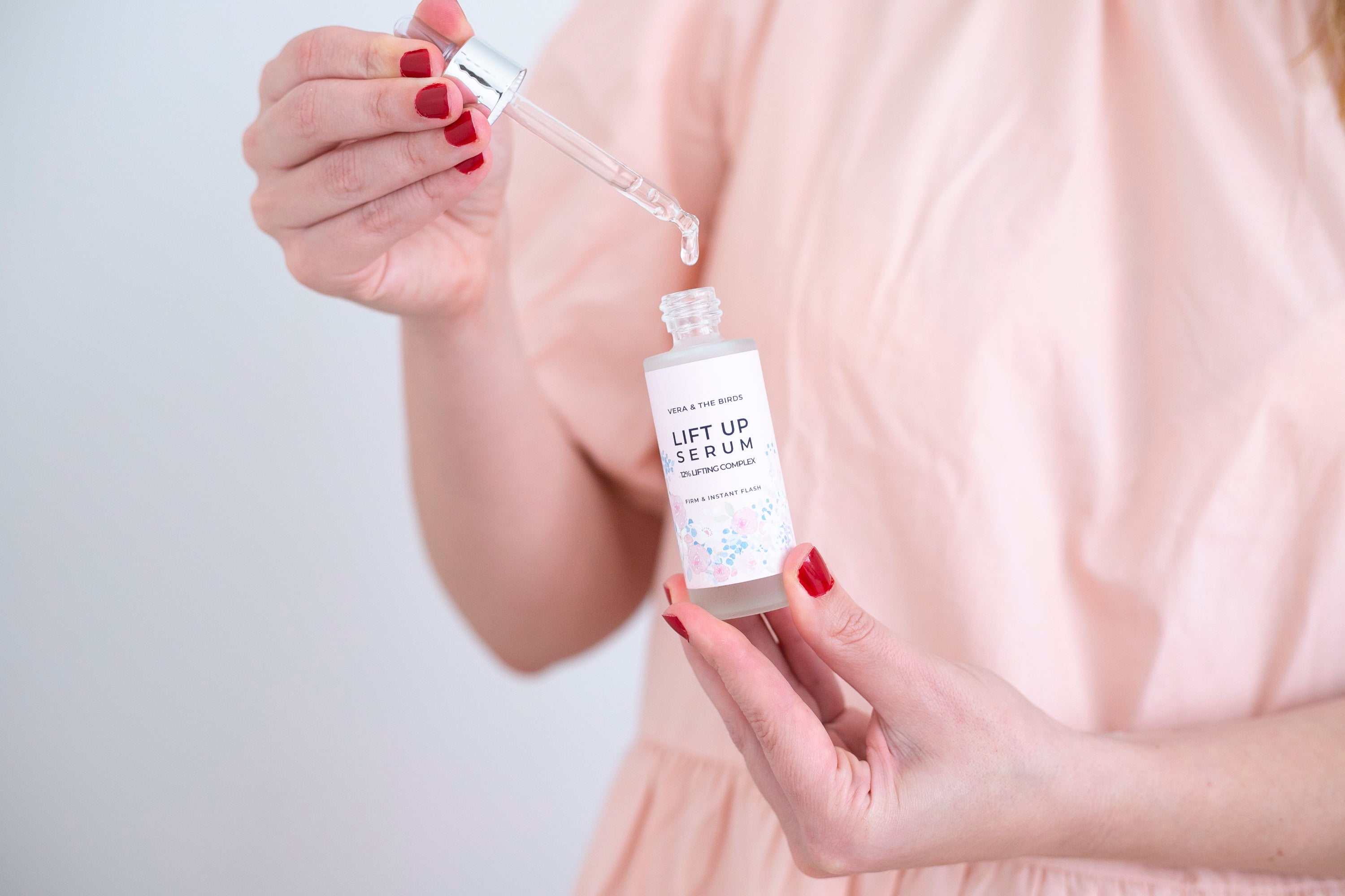 Lift Up Serum: el sérum con efecto lifting que reafirma el rostro